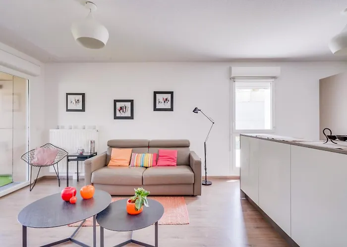 Ravissant Aux Chartrons Avec Parking *